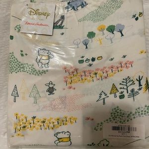 Hanna Andersson Winnie the Pooh crib sheet